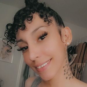 Meet your Posher, Adrian